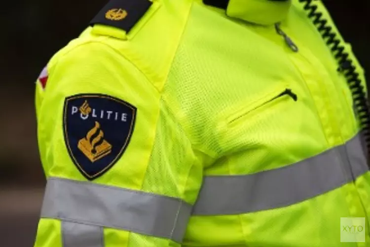 Man licht gewond na steekincident AZC