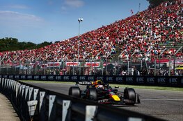 Verstappen moet hard werken voor zege