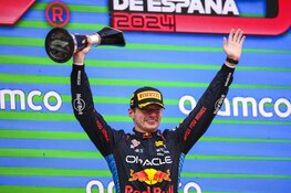 Verstappen pakt weer zege in Barcelona