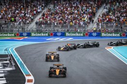Piastri wint ook in Miami, Verstappen vierde