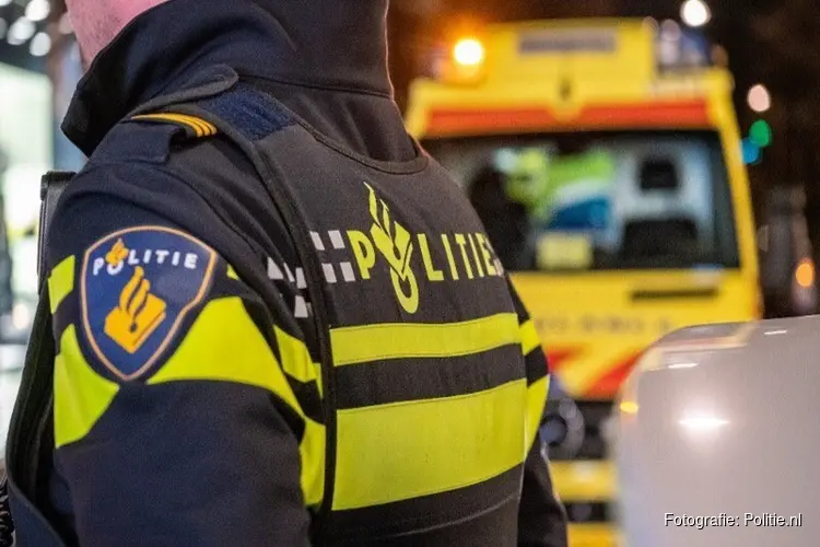 Politievoertuig betrokken bij aanrijding op N276