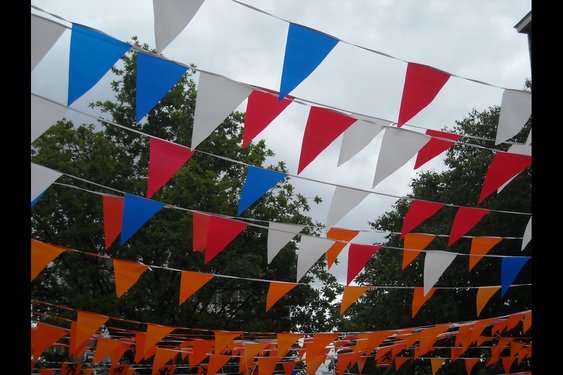 Mooi lenteweekend, licht bewolkte Koningsdag, daarna zonnig en droog