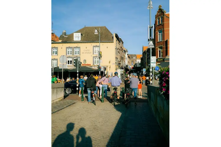 Een dag shoppen in Roermond overleef je alleen op de juiste schoenen
